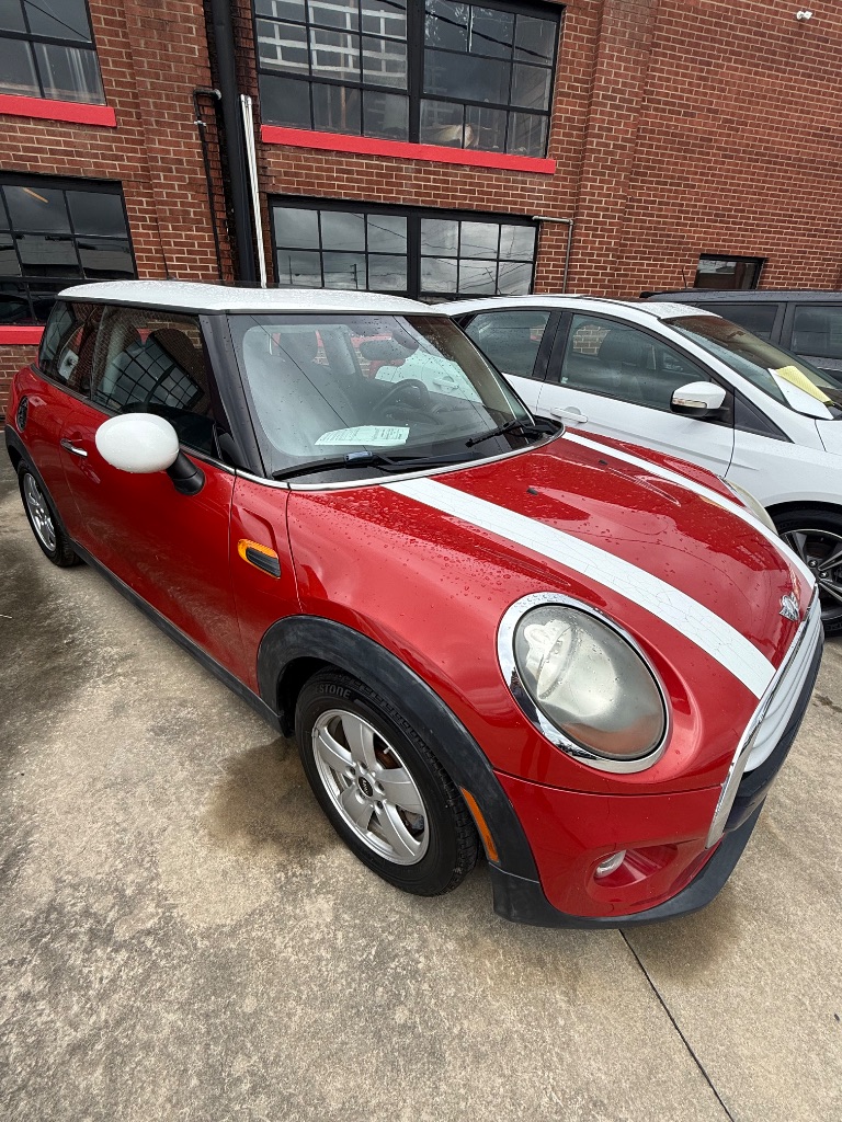 2014 MINI Hardtop - $14,950