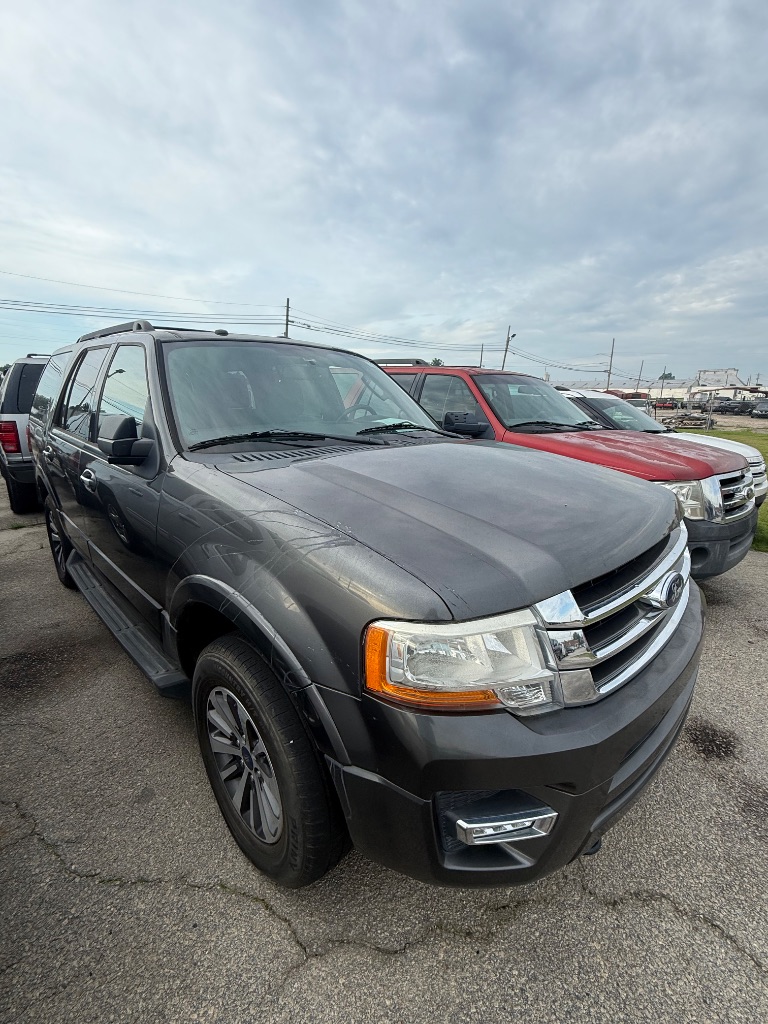 2017 Ford Expedition - $19,950