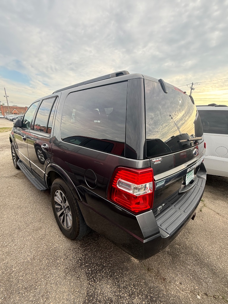 2017 Ford Expedition - $19,950