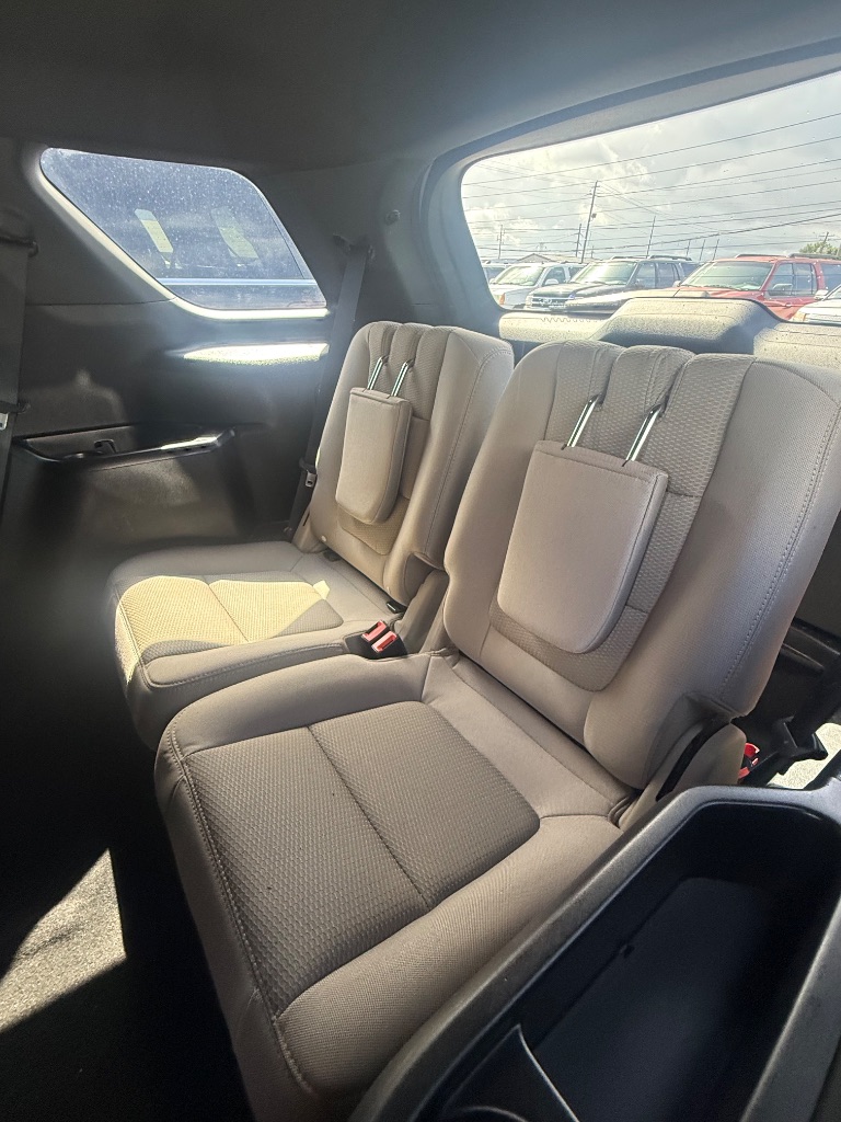 2018 Ford Explorer - $12,950