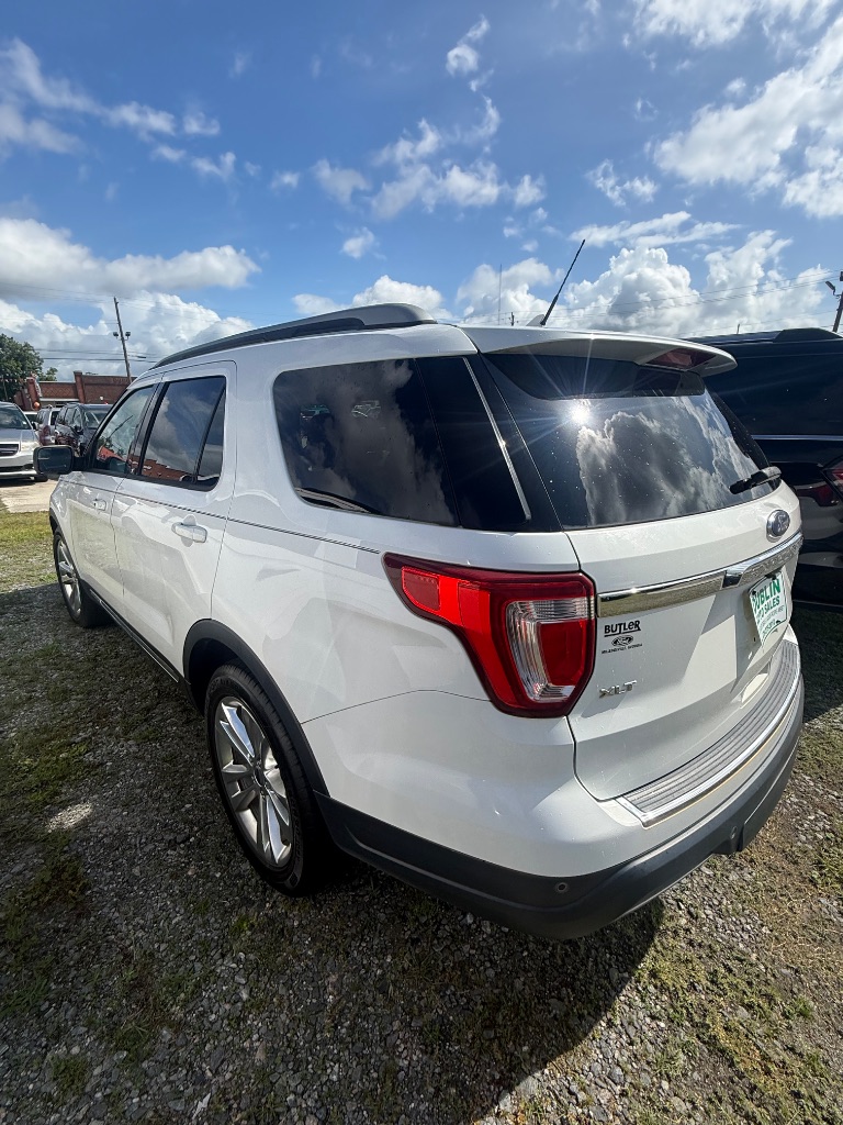 2018 Ford Explorer - $12,950