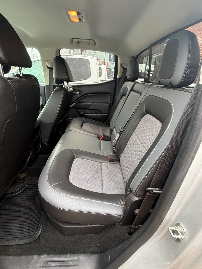 2017 Chevrolet Colorado - $21,950