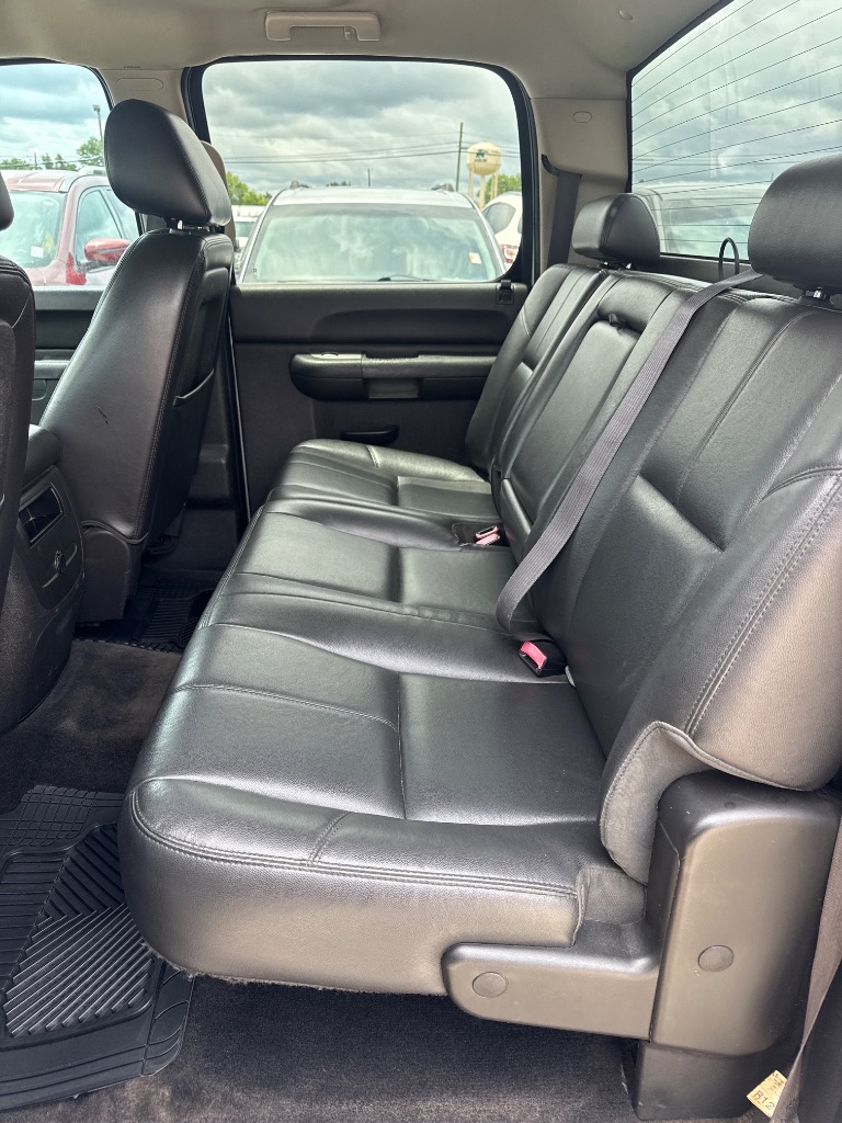 2013 Chevrolet Silverado - $11,950