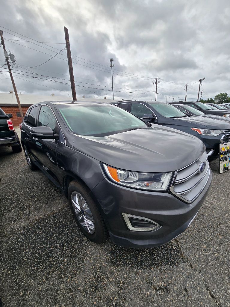 2017 Ford Edge - $12,950