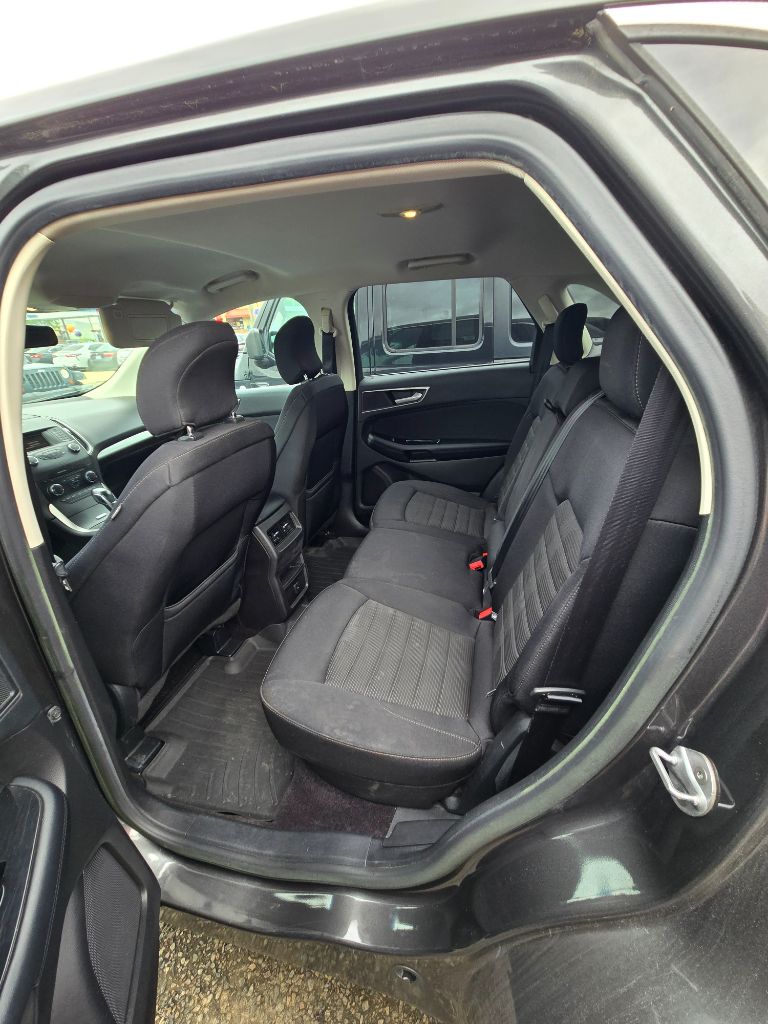 2017 Ford Edge - $12,950