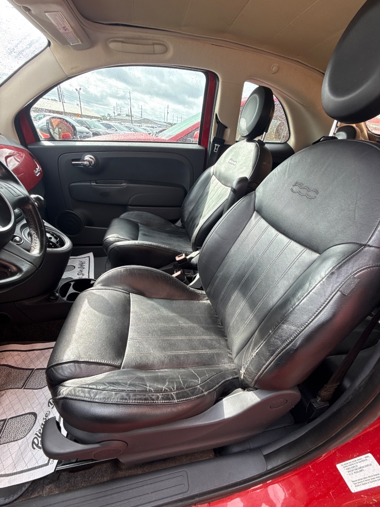 2012 FIAT 500 - $8,950