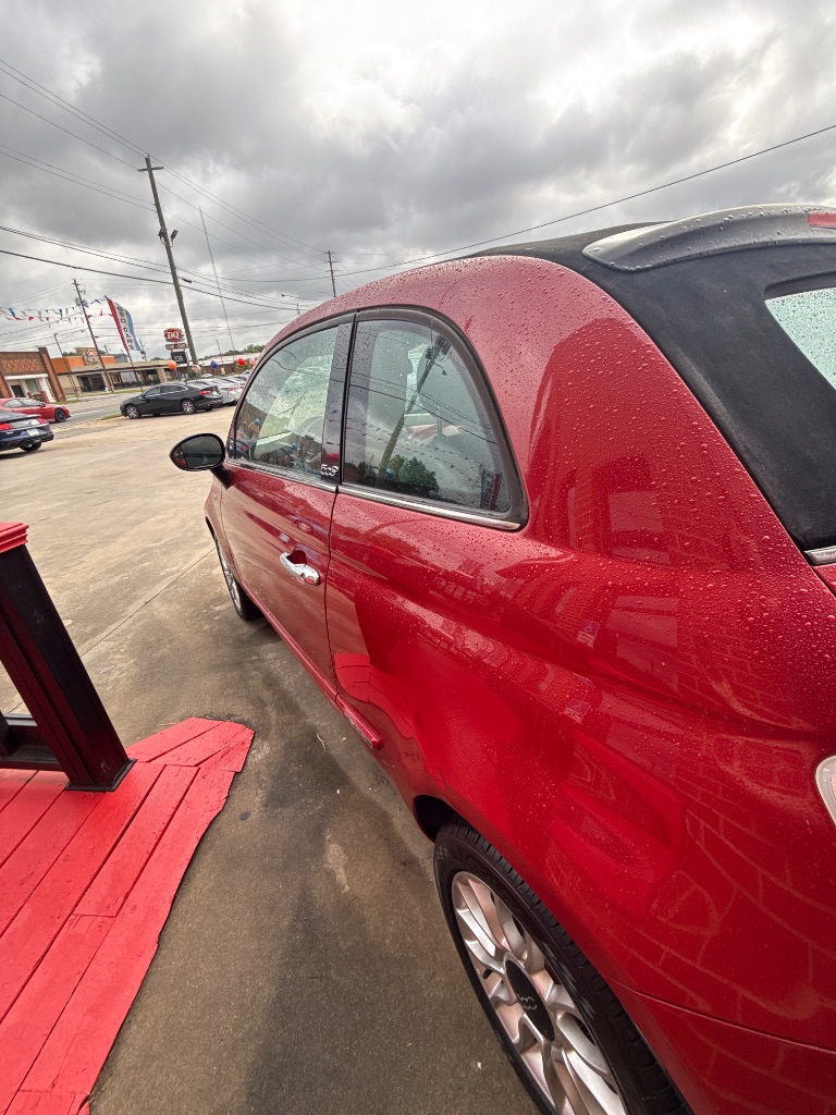 2012 FIAT 500 - $8,950