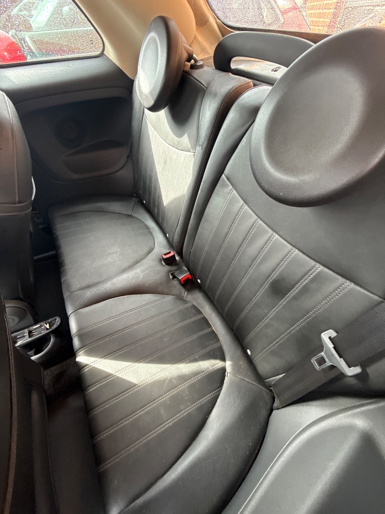 2012 FIAT 500 - $8,950