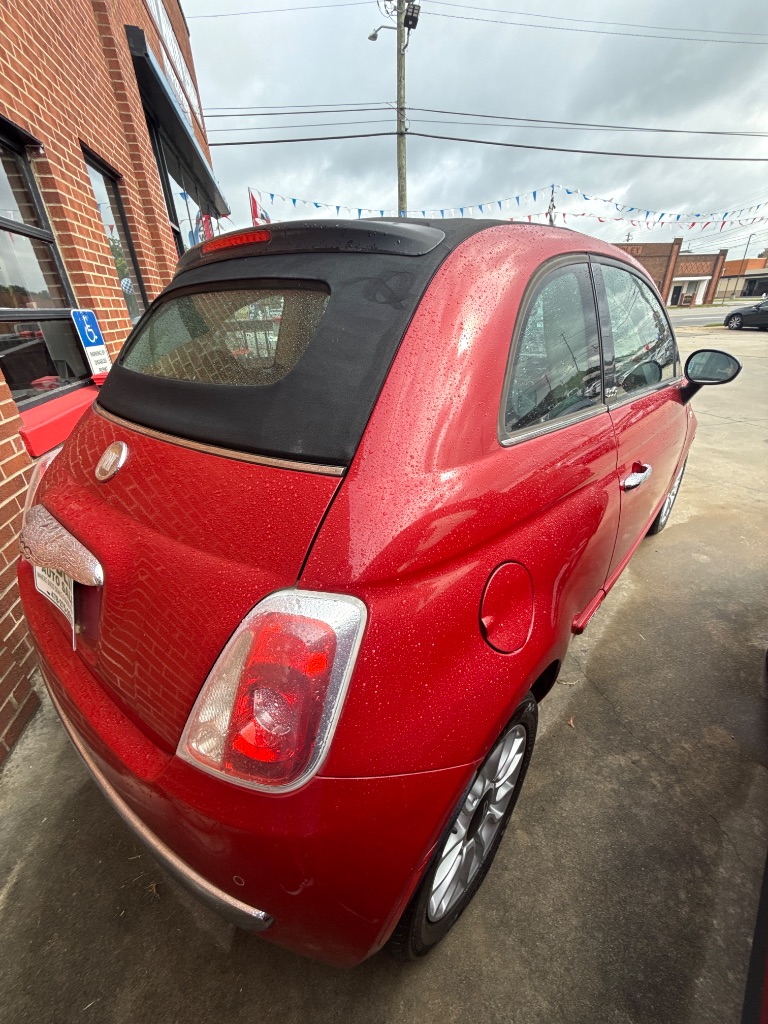 2012 FIAT 500 - $8,950
