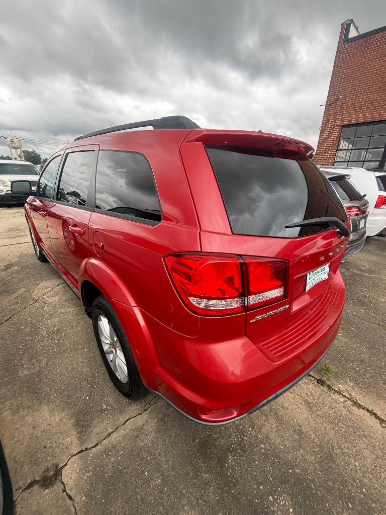 2016 Dodge Journey - $9,950