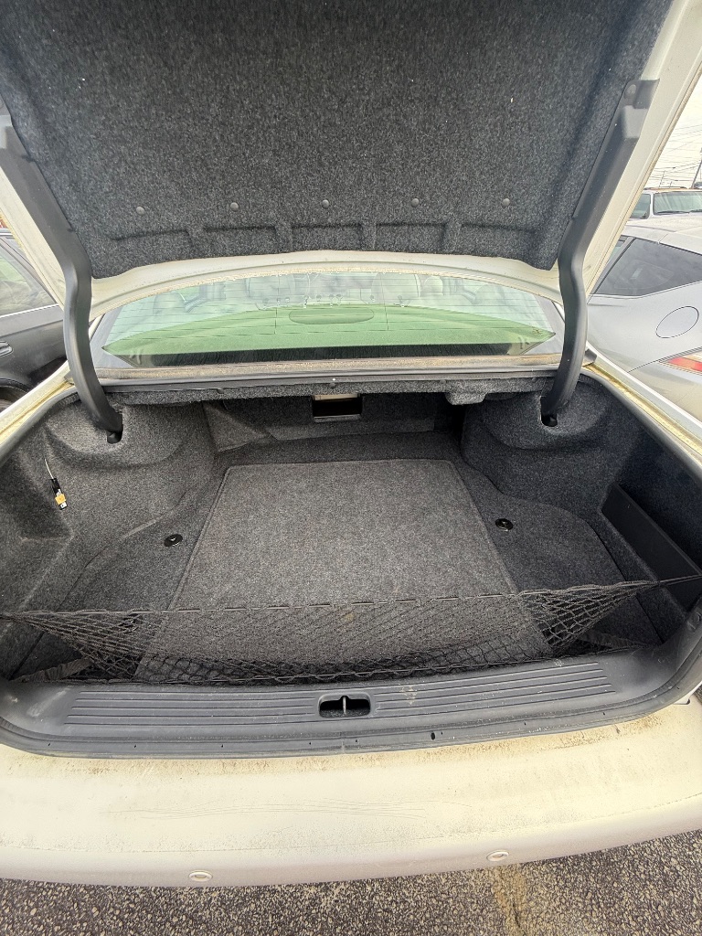 2005 Cadillac DeVille - $6,950