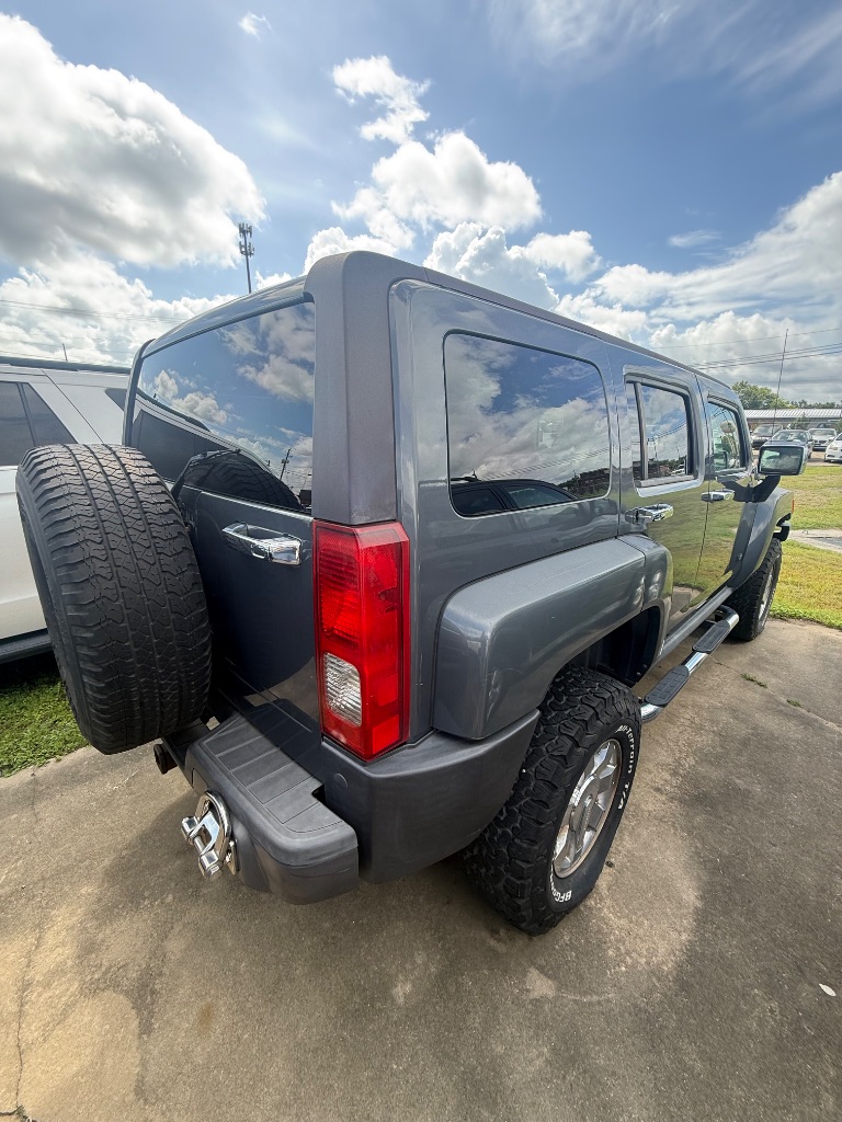 2008 HUMMER H3 - $9,950