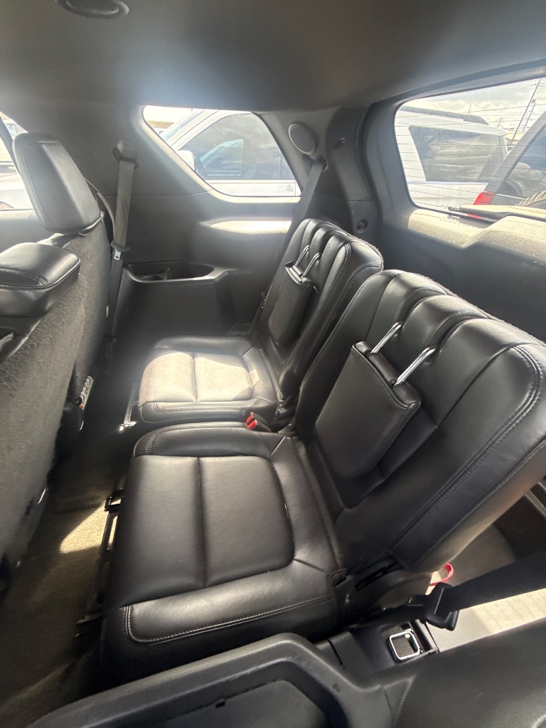 2015 Ford Explorer - $7,950