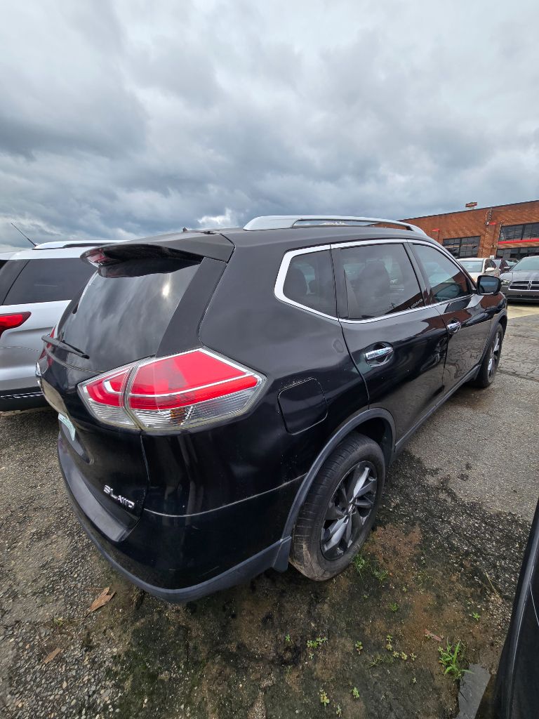 2015 Nissan Rogue - $12,950