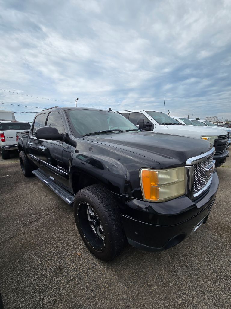 2007 GMC Sierra - $9,950