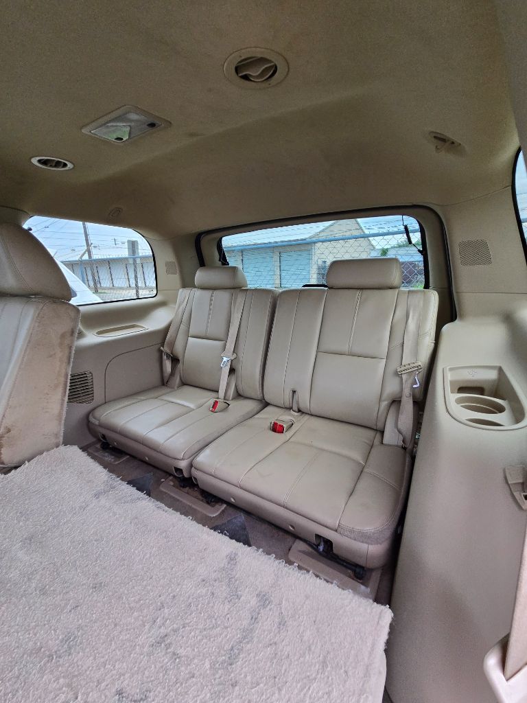 2014 Chevrolet Tahoe - $10,950