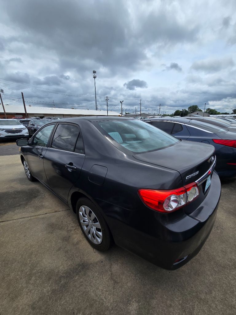 2013 Toyota Corolla - $8,950
