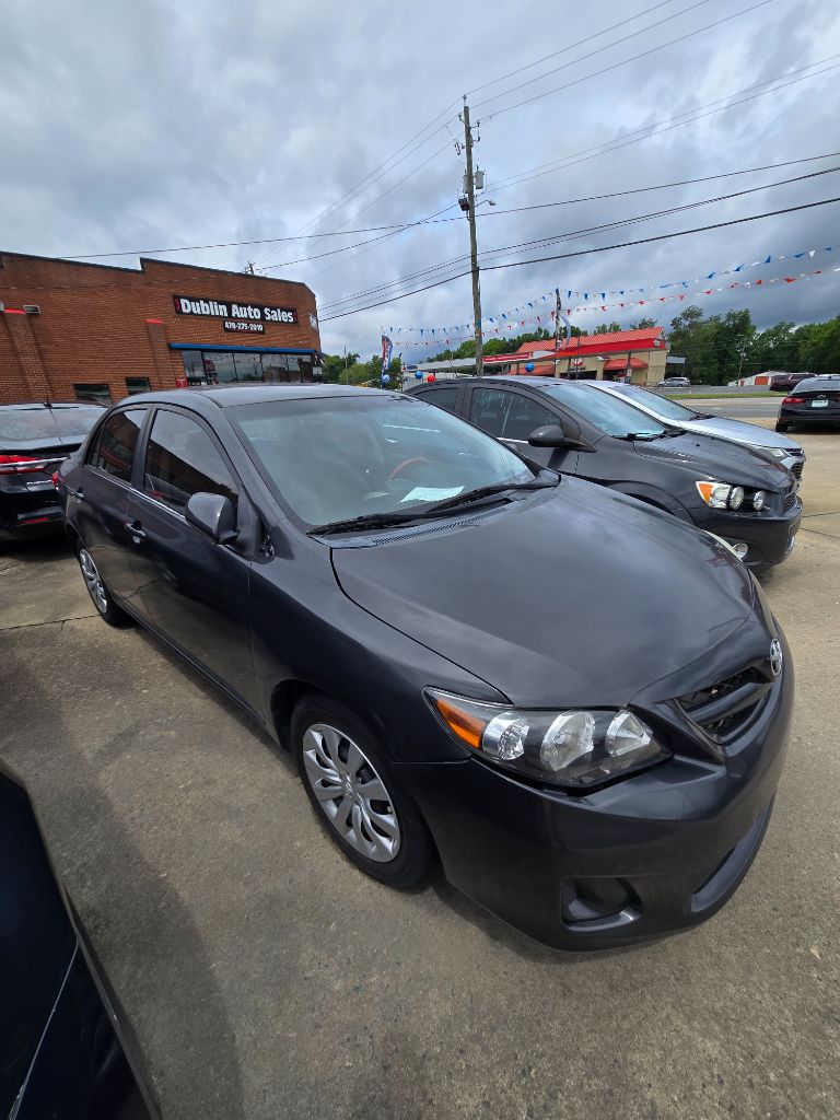 2013 Toyota Corolla - $8,950