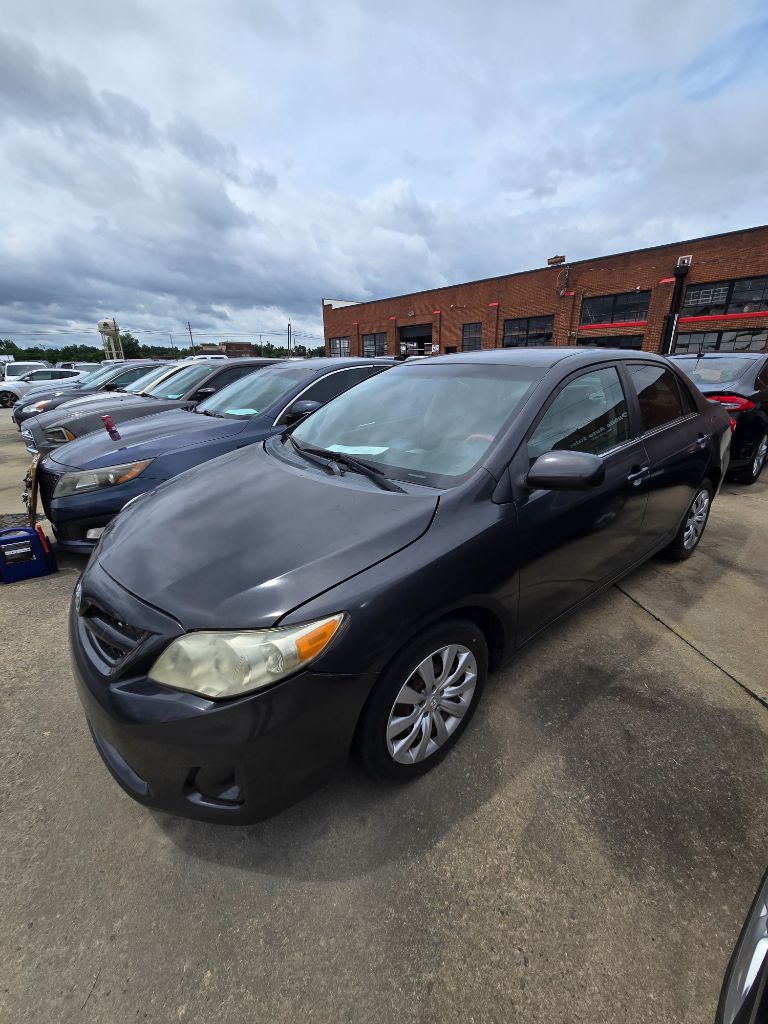 2013 Toyota Corolla - $8,950