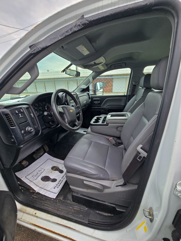2017 Chevrolet Silverado - $16,950