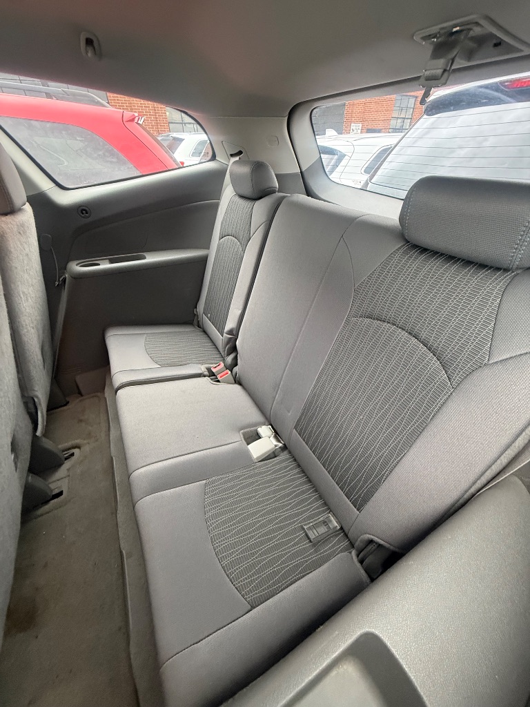 2014 Chevrolet Traverse - $6,950