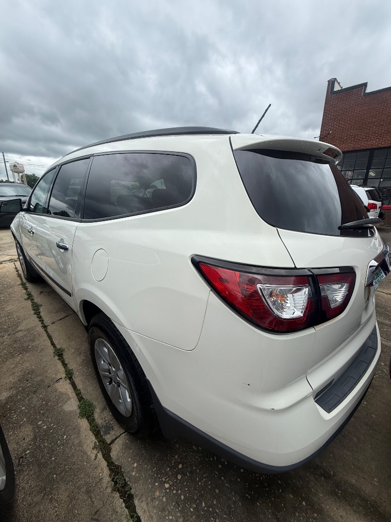 2014 Chevrolet Traverse - $6,950