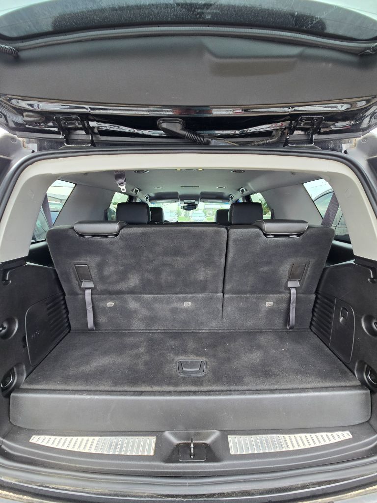 2016 Chevrolet Tahoe - $16,950