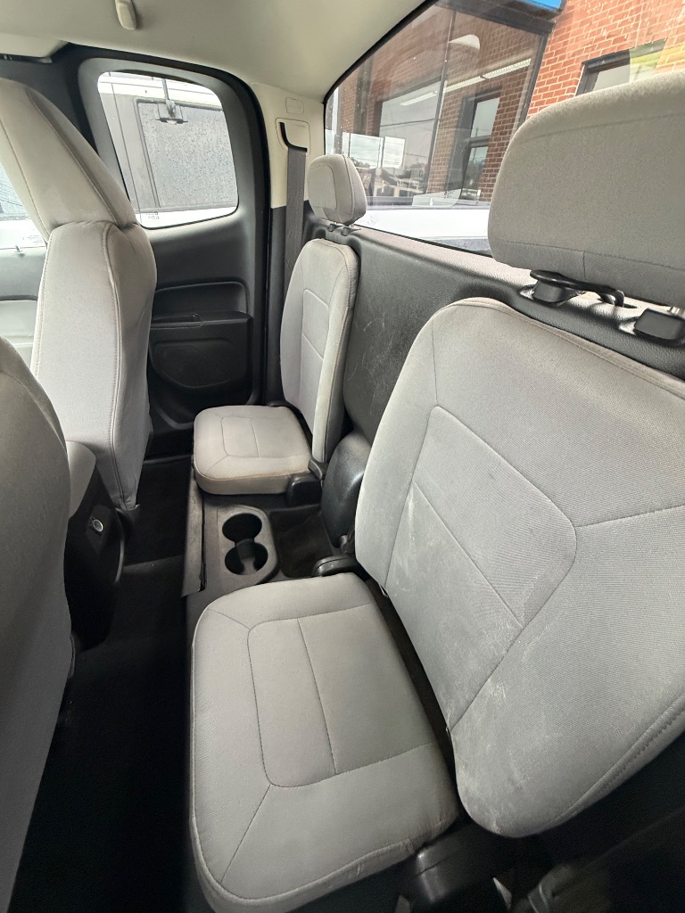 2016 Chevrolet Colorado - $12,950