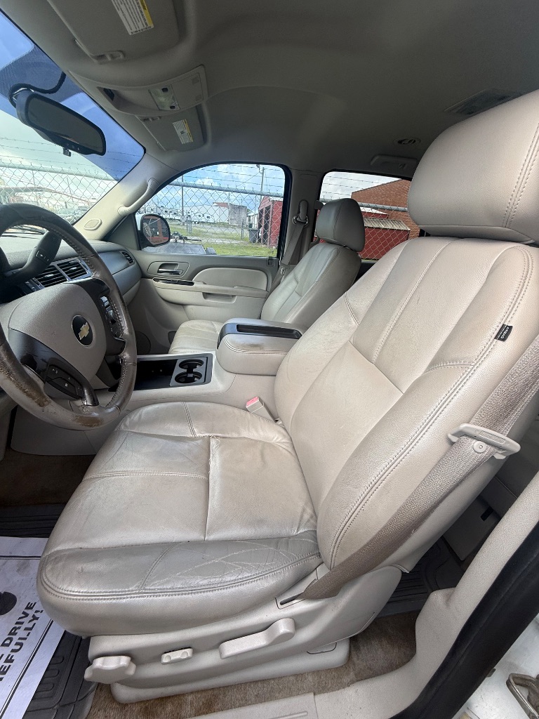 2010 Chevrolet Tahoe - $8,950