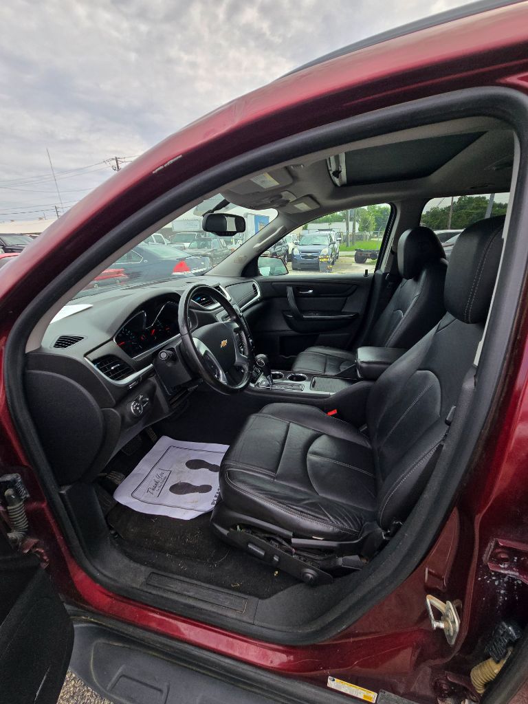 2017 Chevrolet Traverse - $9,950