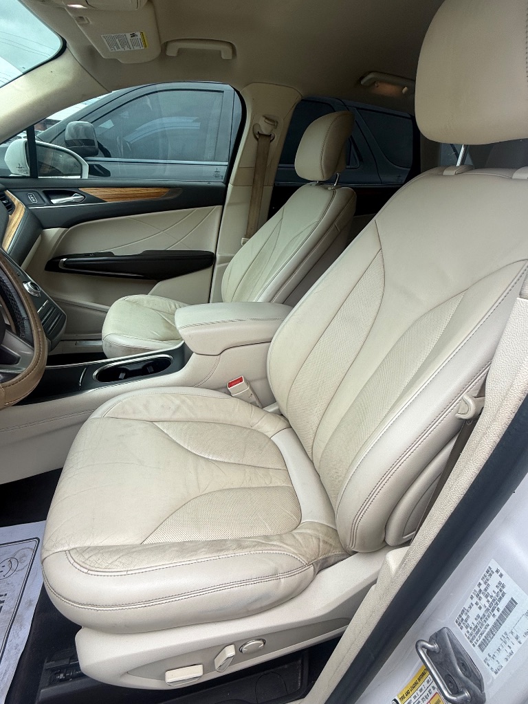 2016 Lincoln MKC - $9,950