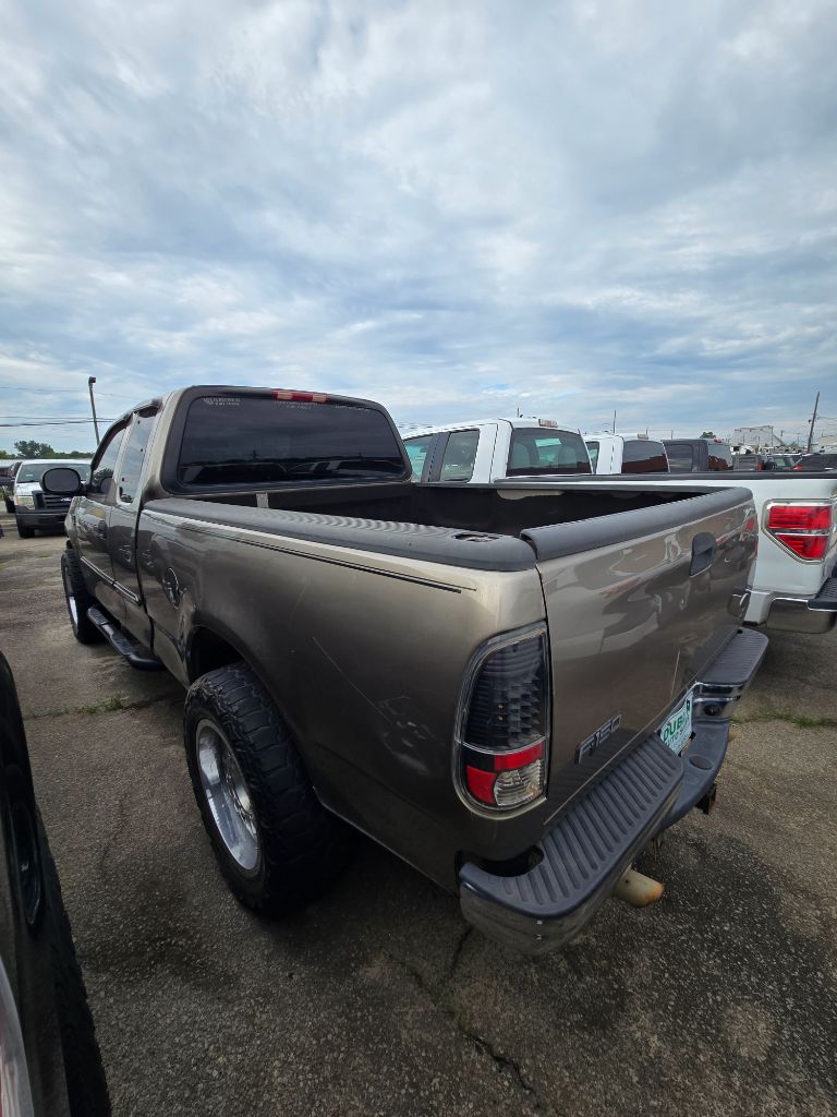 2004 Ford F-150 Heritage - $6,950