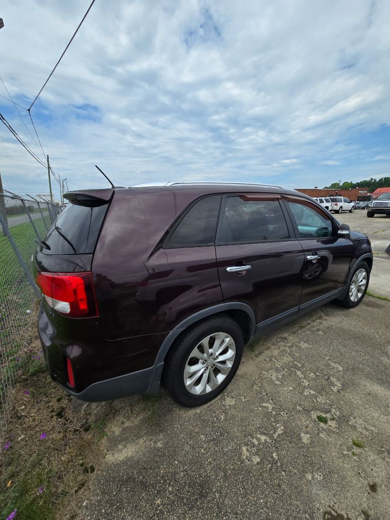 2015 Kia Sorento - $8,950