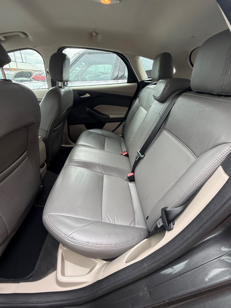 2015 Ford Focus - $6,950