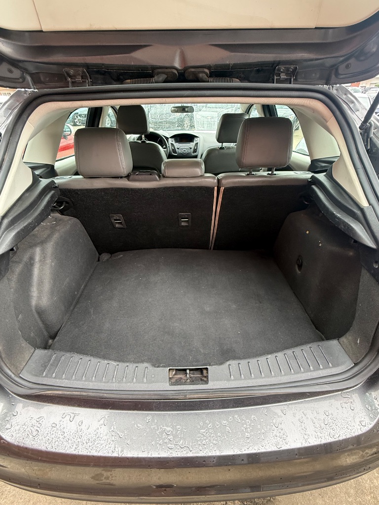 2015 Ford Focus - $6,950