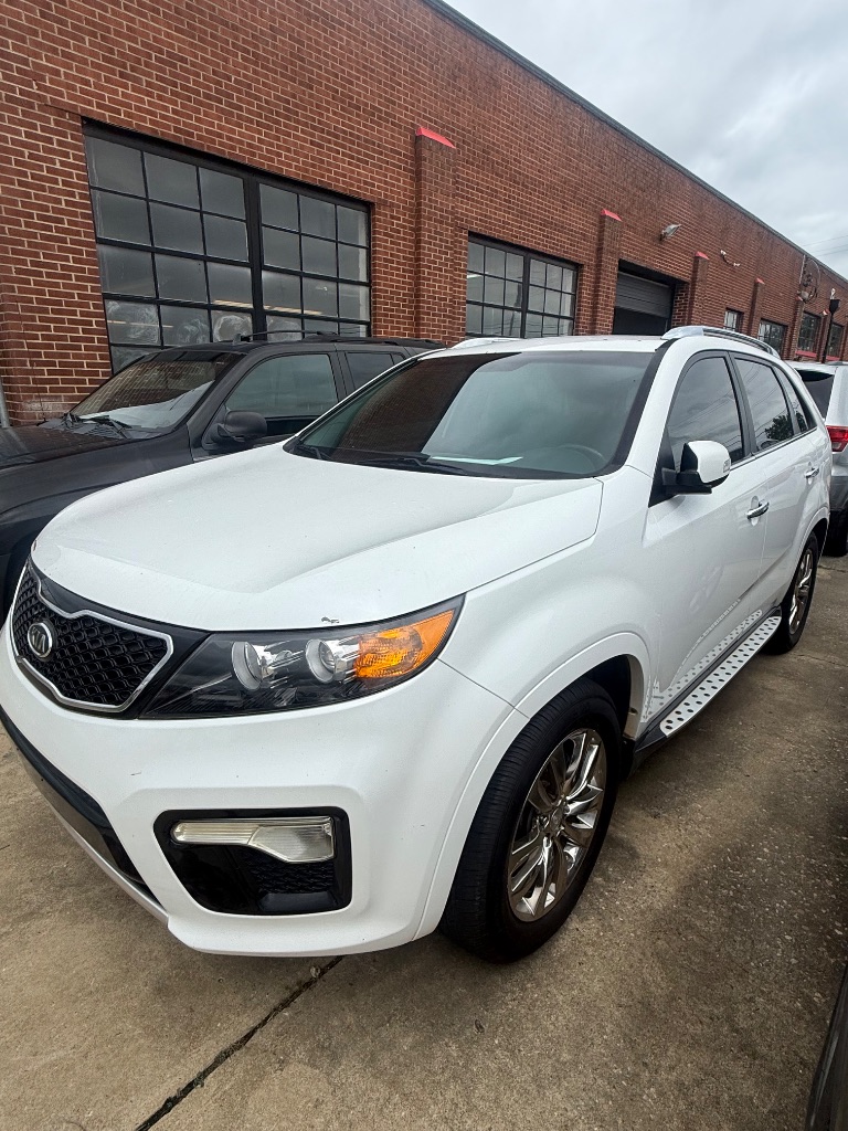 2011 Kia Sorento - $5,950