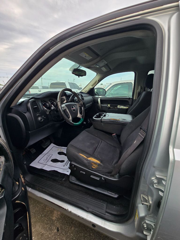 2013 GMC Sierra 1500 - $6,950