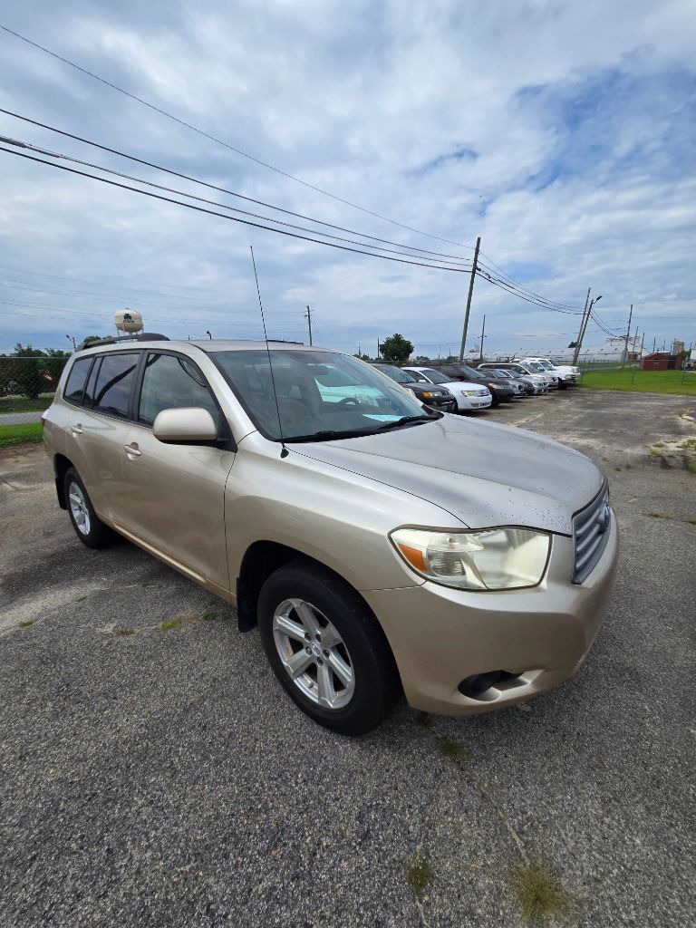 2008 Toyota Highlander - $6,950