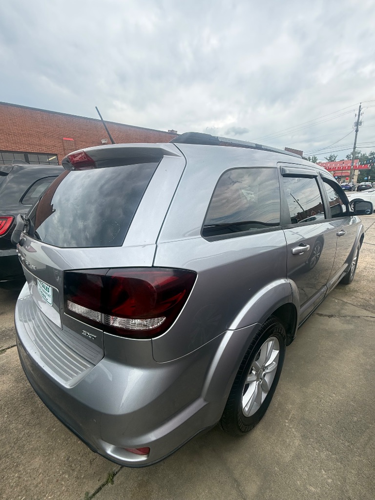 2017 Dodge Journey - $7,950