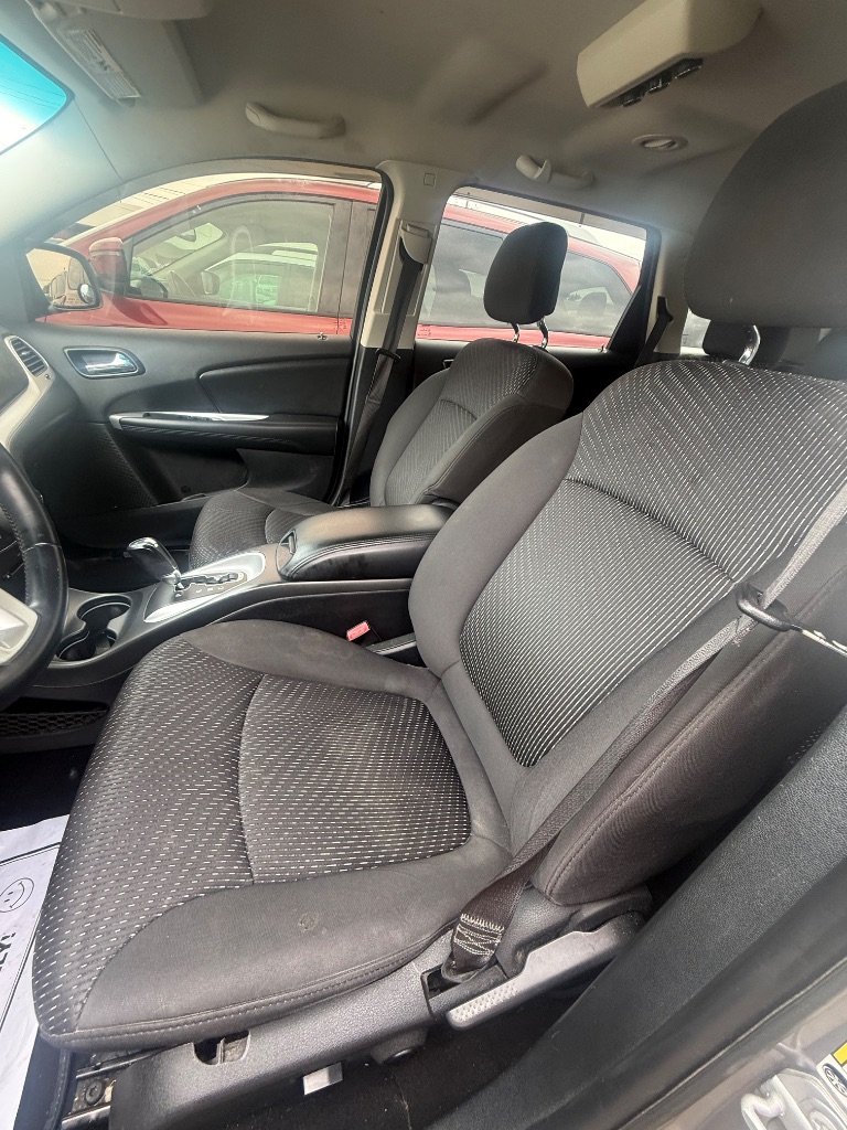 2017 Dodge Journey - $7,950