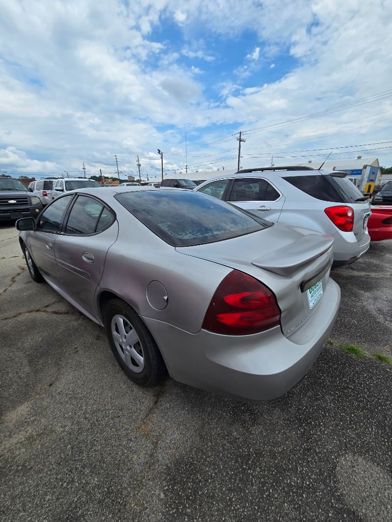 2008 Pontiac Grand Prix - $3,950