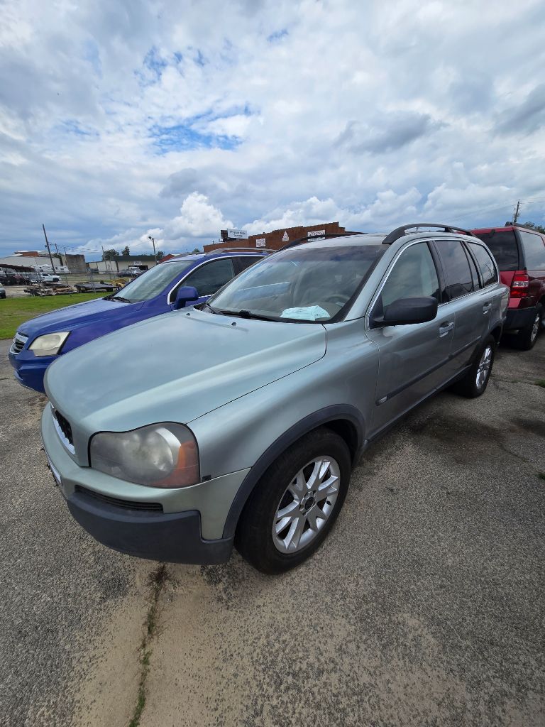 2004 Volvo XC90 - $5,950