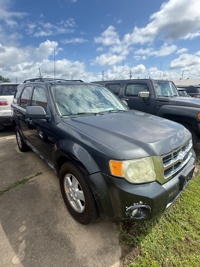 2009 Ford Escape - $3,950