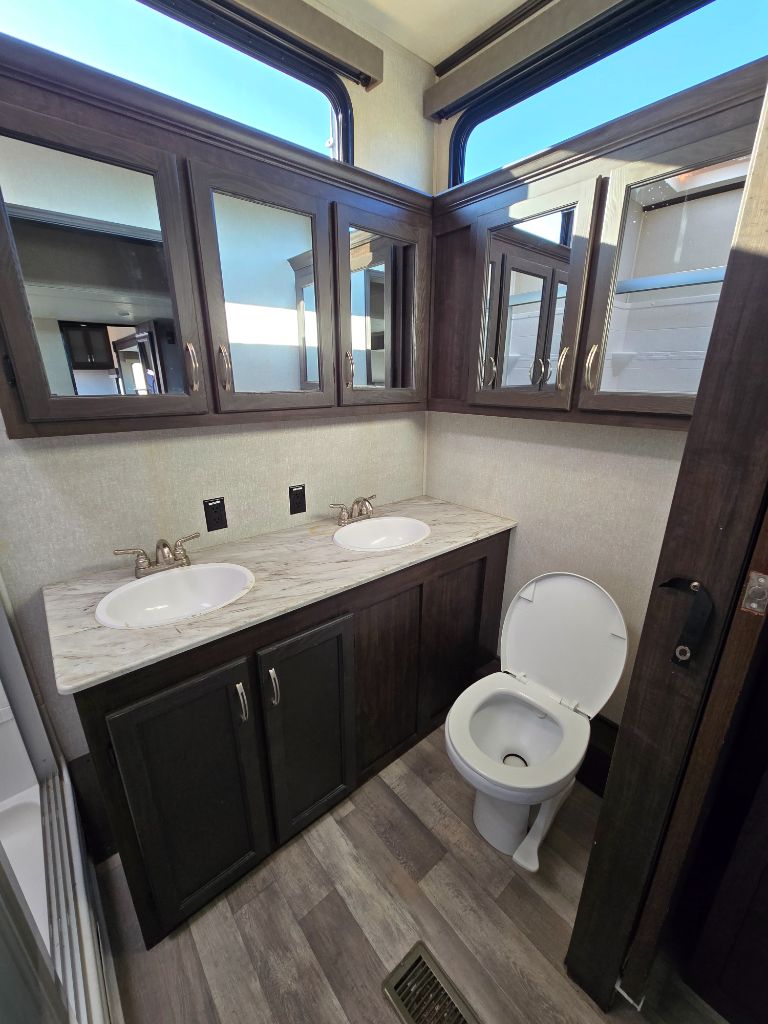 2023 Forest River Shasta Phoenix - $43,950