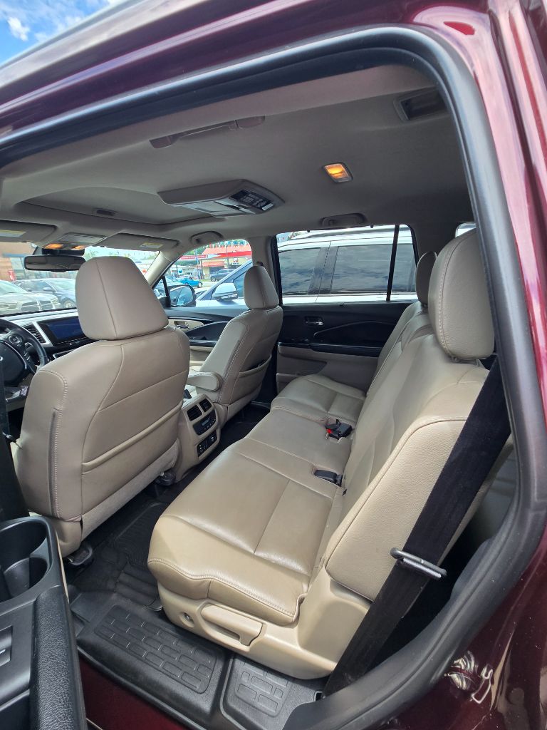 2017 Honda Pilot - $16,950