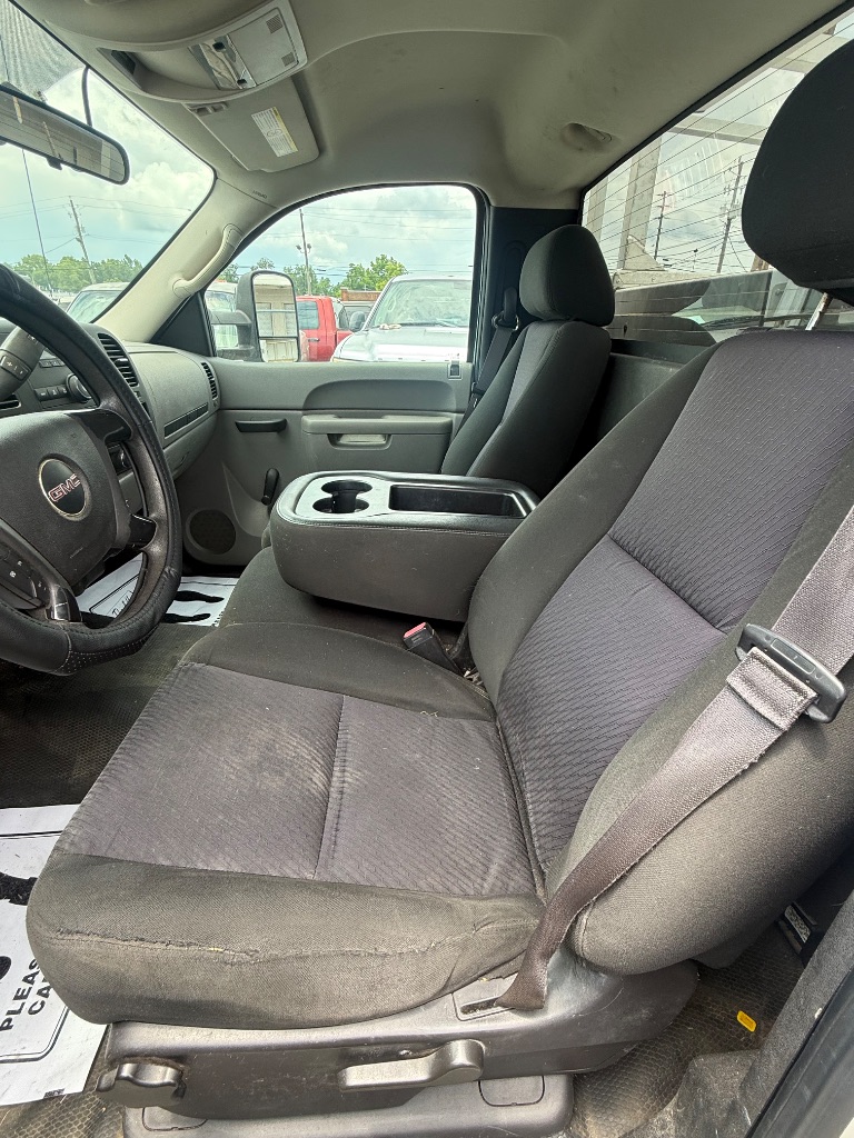 2013 GMC Sierra 2500 - $12,950