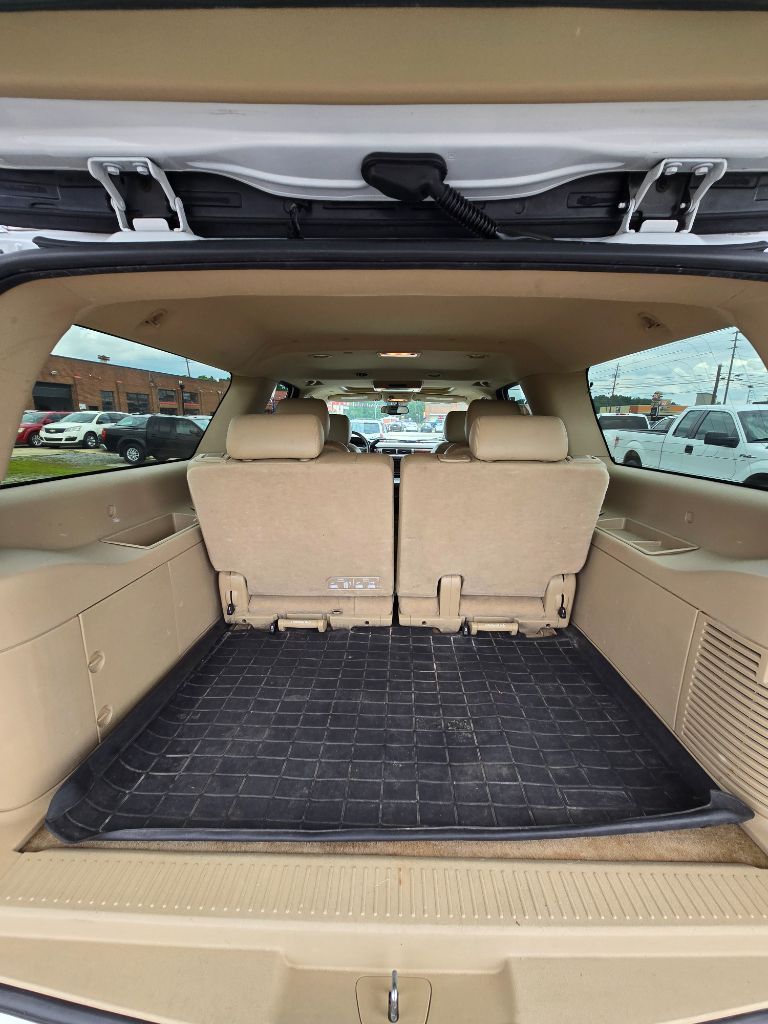 2011 GMC Yukon - $8,950