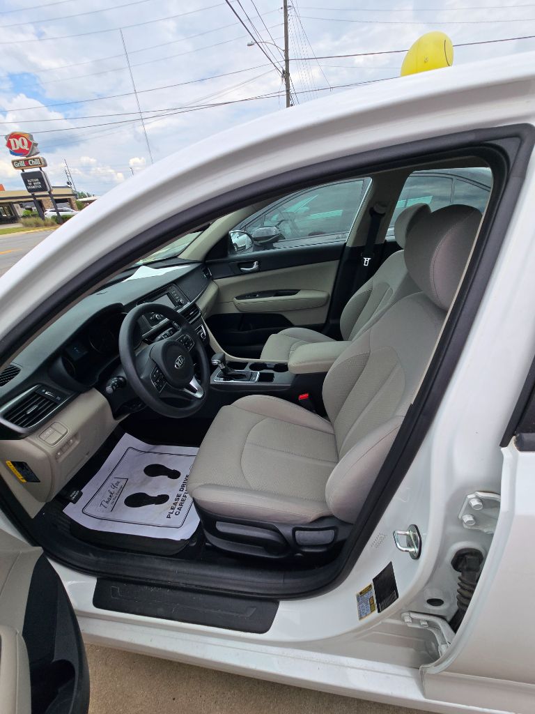 2016 Kia Optima - $12,950
