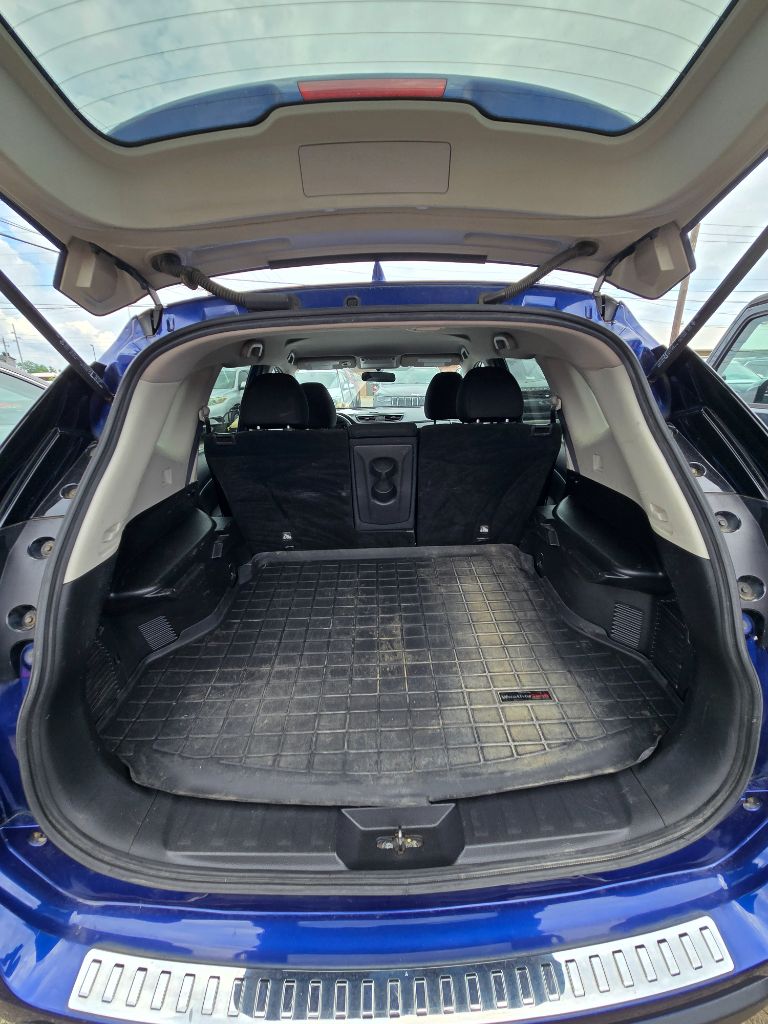 2017 Nissan Rogue - $6,950