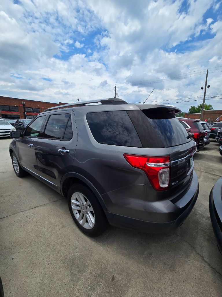 2013 Ford Explorer - $7,950